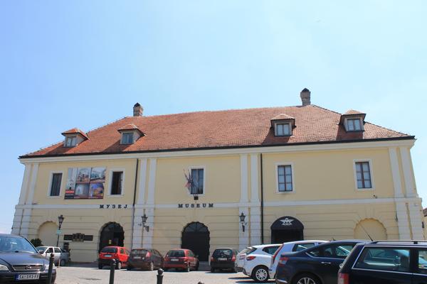 Festung Peterwardein (Petrovaradinska tvrđava / Петроварадинска тврђава) – Bild 3 vergrößern
