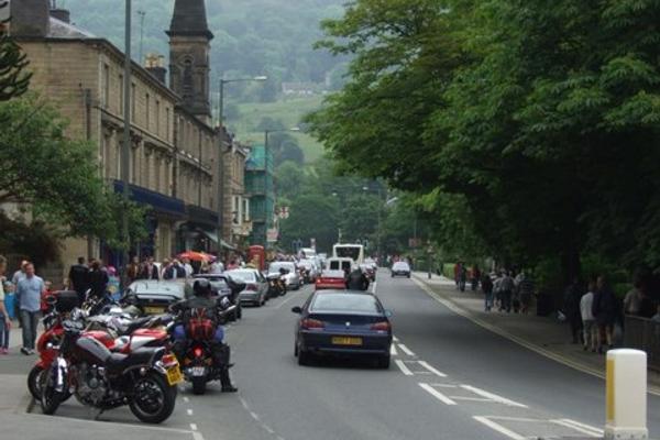 Matlock Bath – Biker-Treffpunkt an der North Parade – Bild 2 vergrößern
