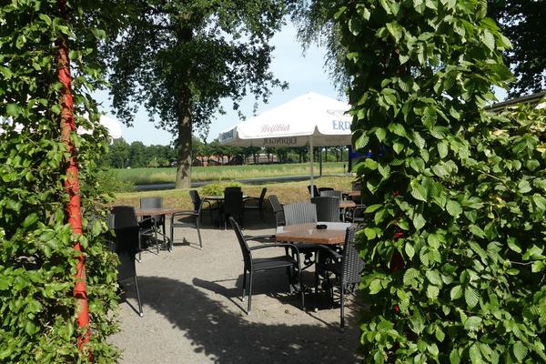 Uli's Treff – Bikertreff Hochmoor – Bild 2 vergrößern