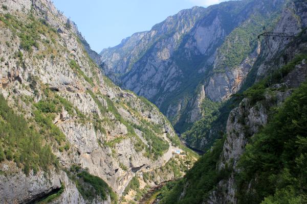 Piva-Schlucht (Pivski kanjon, M-3) – Bild 1 vergrößern