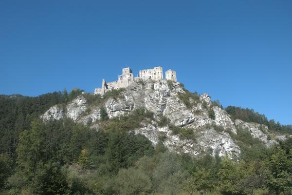 Burg Strečno (Strečniansky hrad, I/18) – Bild 1 vergrößern