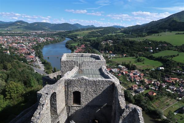 Burg Strečno (Strečniansky hrad, I/18) – Bild 2 vergrößern