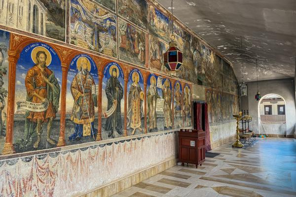 Kloster Sveti Jovan Bigorski (Манастир Свети Јован Бигорски / Manastir Sveti Jovan Bigorski) – Bild 2 vergrößern