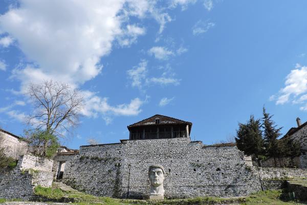 Burg Berat (Kalaja e Beratit) – Bild 1 vergrößern