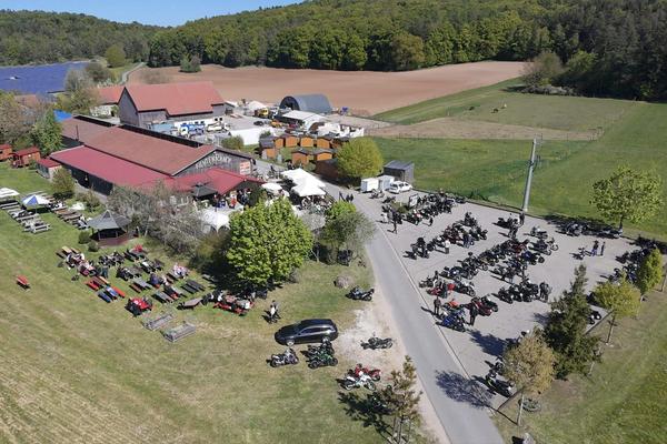 Fichtenranch – Freiluftcafé & Bikertreff – Bild 1 vergrößern