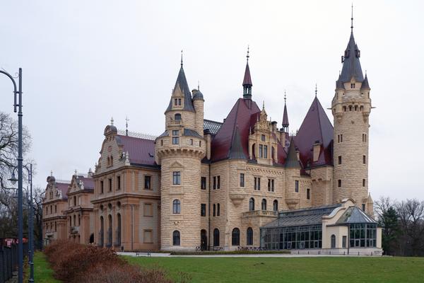 Schloss Moszna (Zamek w Mosznej) – Bild 2 vergrößern