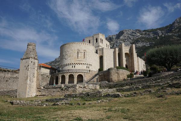 Burg Krujë (Kalaja e Krujës) – Bild 2 vergrößern