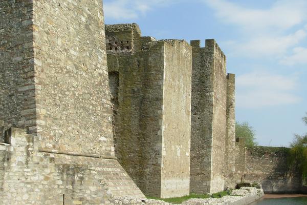 Festung Smederevo (Smederevska tvrđava / Смедеревска тврђава) – Bild 2 vergrößern