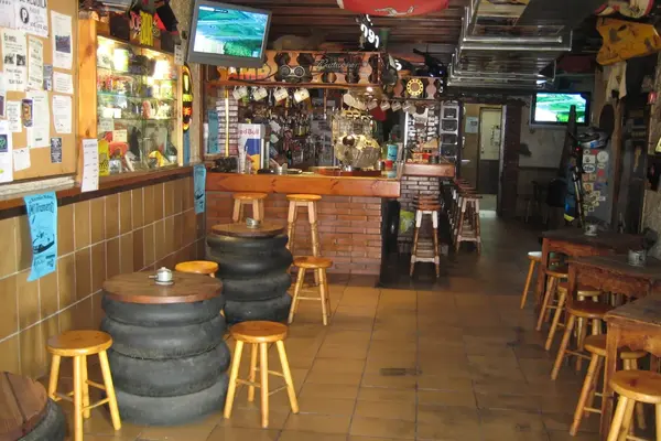 Paddock Motard Bar – Bild 1 vergrößern