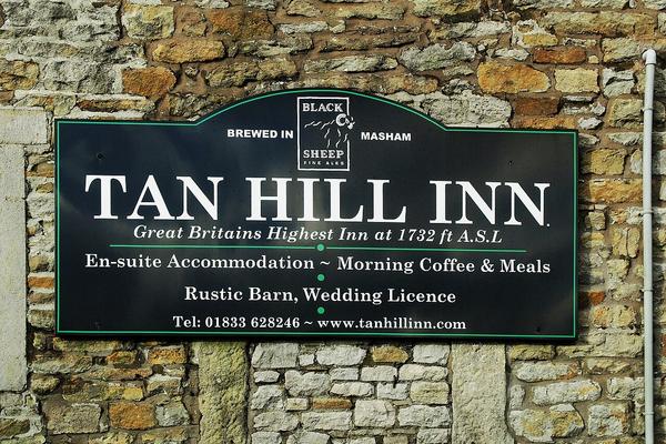 Tan Hill Inn – Bild 1 vergrößern