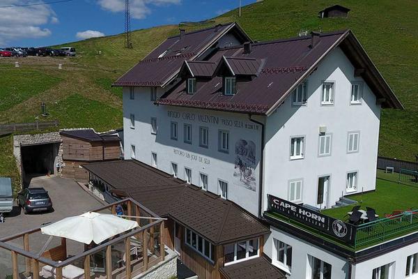 Rifugio Carlo Valentini (Sellajoch) – Bild 3 vergrößern