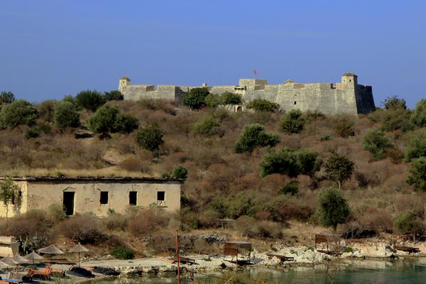 Burg Porto Palermo (Kalaja e Porto Palermos, SH8) – Bild 3 vergrößern