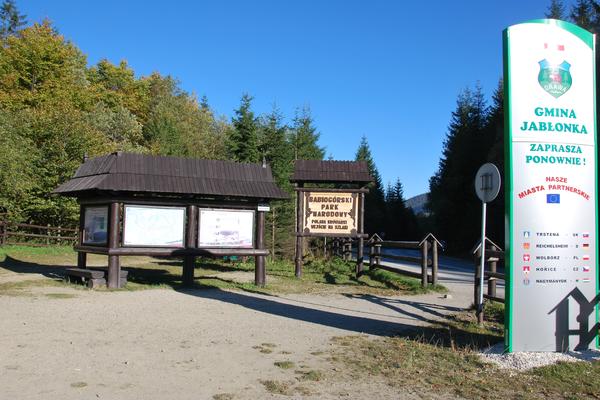 Krowiarki-Pass (Przełęcz Krowiarki, DW 957) – Bild 3 vergrößern