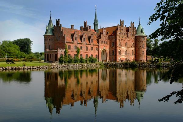 Schloss Egeskov (Egeskov Slot) – Bild 1 vergrößern