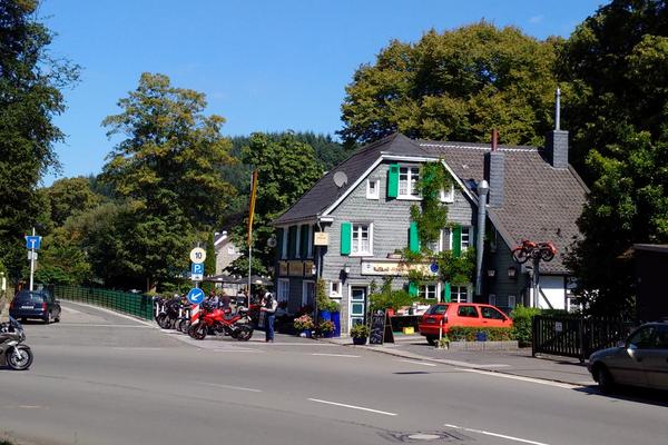 Café Hubraum – Bild 1 vergrößern