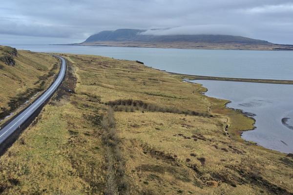 Hvalfjörður-Uferstraße (Hvalfjarðarvegur, Route 47) – Bild 3 vergrößern