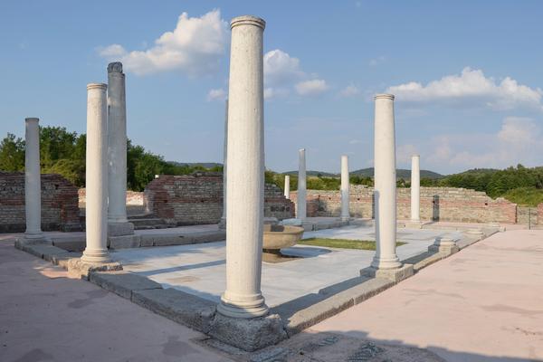 Felix Romuliana (Феликс Ромулијана / Gamzigrad) – Bild 3 vergrößern