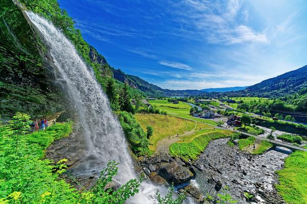 Steinsdalsfossen (Steinsdalsfossen, Fv 7) – Bild 1 vergrößern