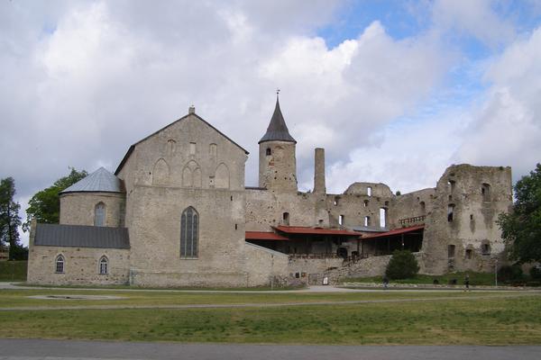 Bischofsburg Haapsalu (Haapsalu piiskopilinnus) – Bild 1 vergrößern