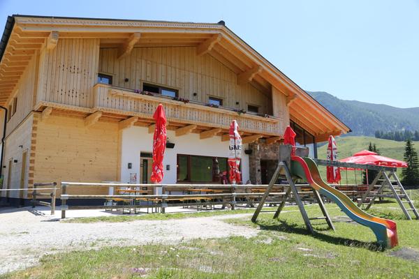 Blonde Hütte – Almgasthaus auf der Postalm – Bild 2 vergrößern
