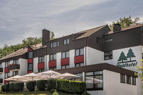 Waldhotel Eisenberg (Pfalz) – Motorradhotel – Bild 1 vergrößern