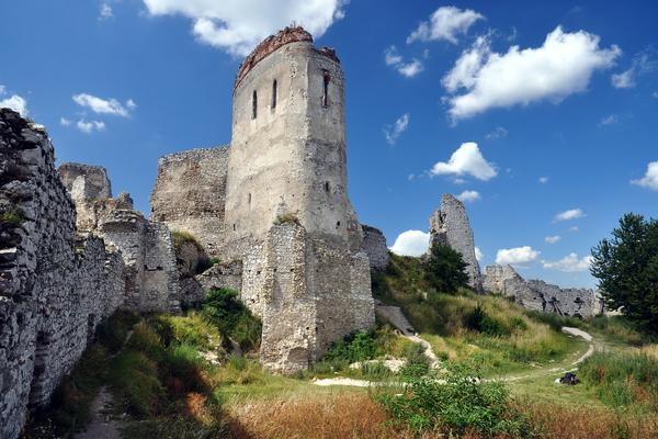 Burg Čachtice (Čachtický hrad) – Bild 3 vergrößern