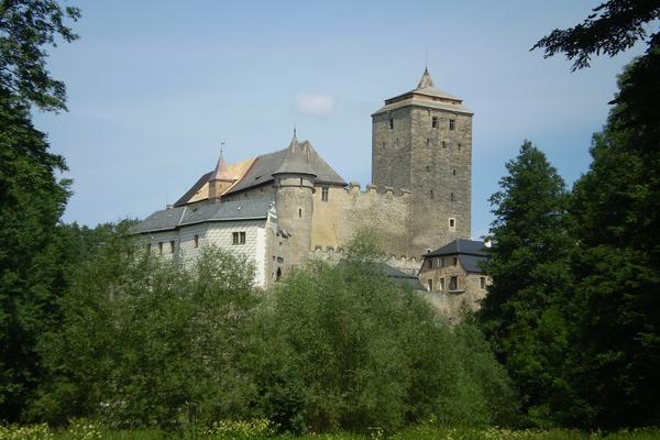 Burg Kost (Hrad Kost) – Bild 2 vergrößern