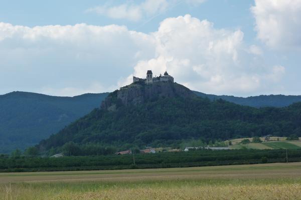 Burg Füzér (Füzéri vár) – Bild 3 vergrößern