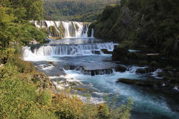 Wasserfall Štrbački buk (Štrbački buk, Nationalpark Una) – Bild 2 vergrößern