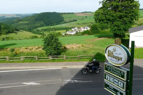 Islekhöhe Gansen – Gasthaus & Pension (Krautscheid) – Bild 1 vergrößern
