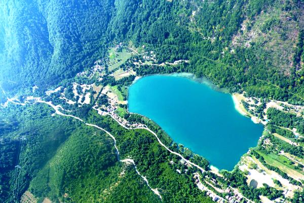 Boračko-See (Boračko jezero) – Bild 1 vergrößern