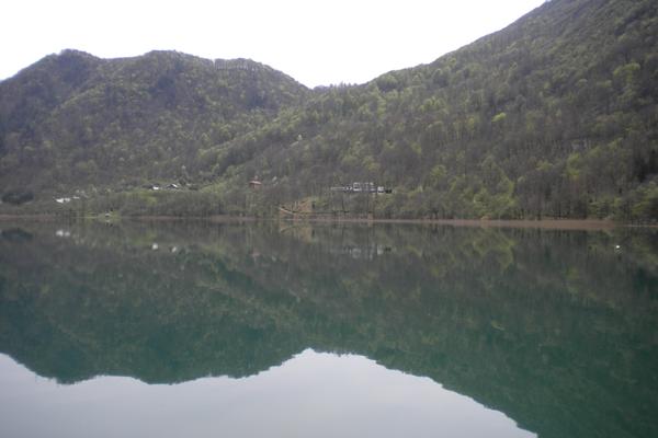 Boračko-See (Boračko jezero) – Bild 3 vergrößern