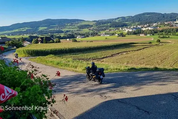 Motorradhotel Sonnenhof Krauk (Ulrichsberg) – Bild 3 vergrößern