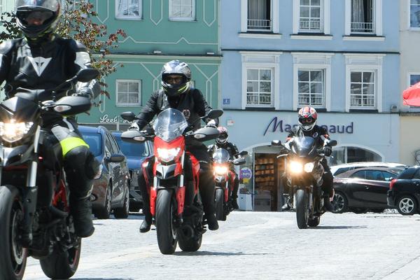 Biergasthof Riedberg – Motorradhotel „Bikers welcome“ – Bild 3 vergrößern