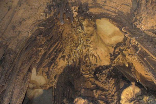 Ledenika-Höhle (Пещера Леденика / Peshtera Ledenika) – Bild 1 vergrößern