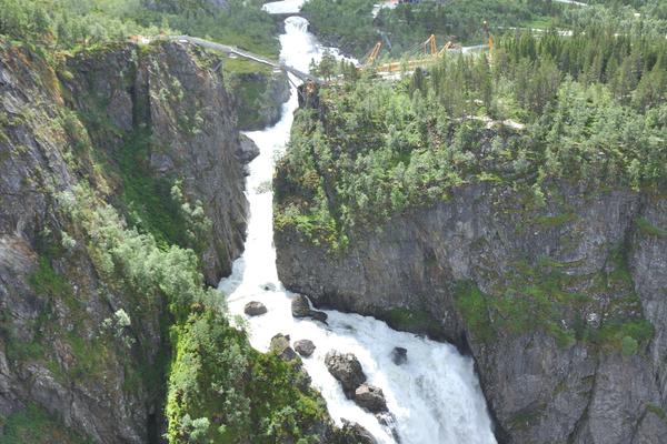 Vøringsfossen (Vøringsfossen, Rv 7) – Bild 2 vergrößern