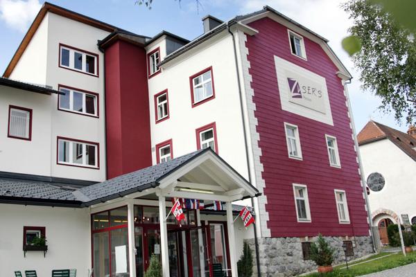 Pension Zuser & Zusers Café Konditorei – Bild 1 vergrößern