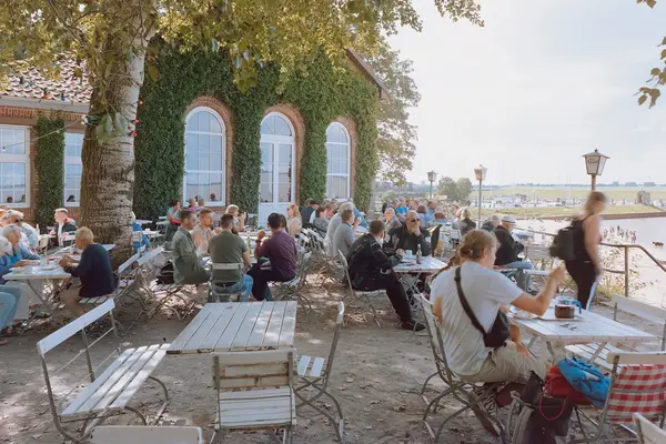 Kurhaus Dangast – Treffpunkt am Jadebusen – Bild 2 vergrößern