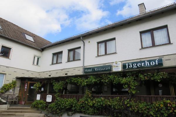 Jägerhof Lommersdorf – Kneipe, Restaurant & Pension in der Nordeifel – Bild 1 vergrößern