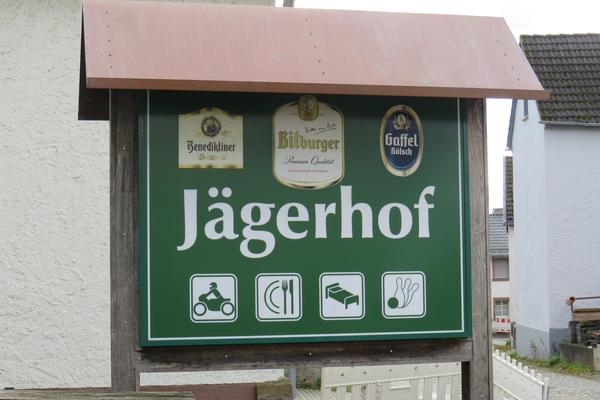 Jägerhof Lommersdorf – Kneipe, Restaurant & Pension in der Nordeifel – Bild 2 vergrößern