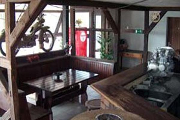 Bikerscheune im Motorradhaus Cottbus – Bild 1 vergrößern