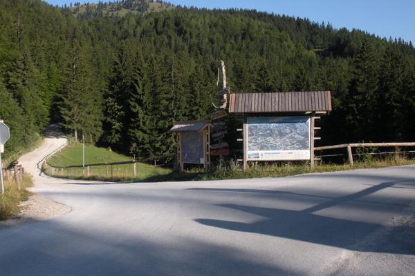Volovljek-Pass (Prelaz Volovljek / Kranjski Rak, Straße 924) – Bild 1 vergrößern