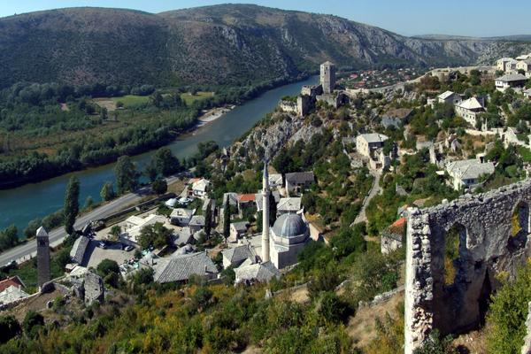 Počitelj (Počitelj / Почитељ, M17) – Bild 1 vergrößern