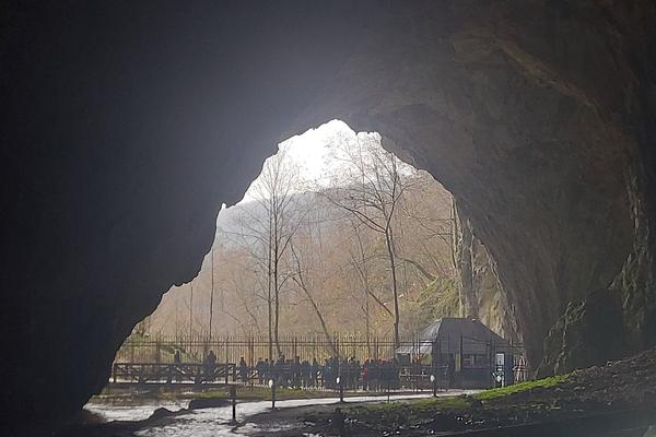 Stopića-Höhle (Stopića pećina / Стопића пећина) – Bild 3 vergrößern