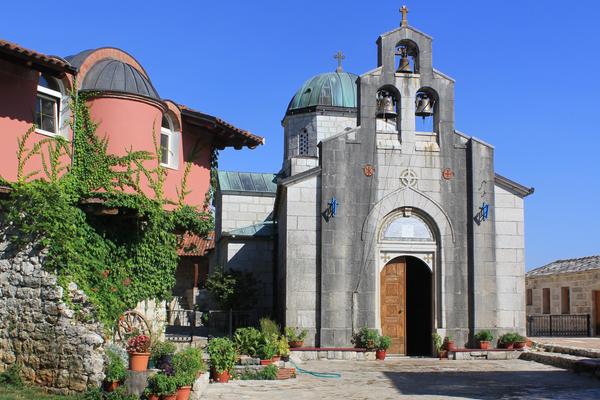 Kloster Tvrdoš (Манастир Тврдош / Manastir Tvrdoš) – Bild 1 vergrößern