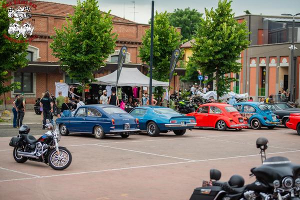 Unic Bikers Bar (Vanzago) – Bild 3 vergrößern