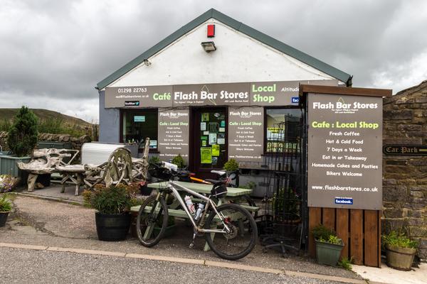 Flash Bar Stores & Café (A53) – Bild 2 vergrößern