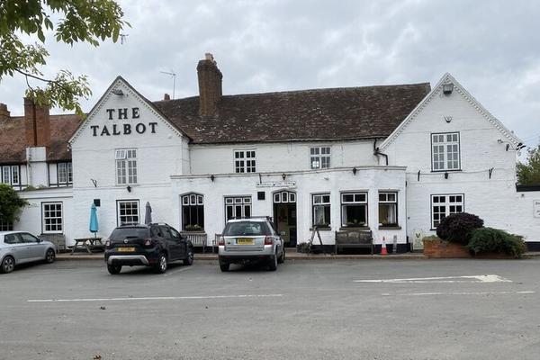 The Talbot at Knightwick – Bild 1 vergrößern