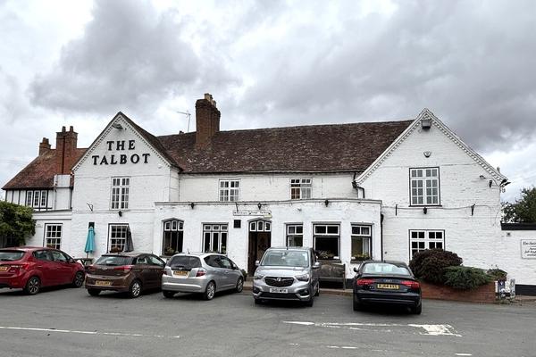 The Talbot at Knightwick – Bild 2 vergrößern