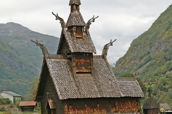 Stabkirche Borgund (Borgund stavkyrkje, Fv 630) – Bild 2 vergrößern